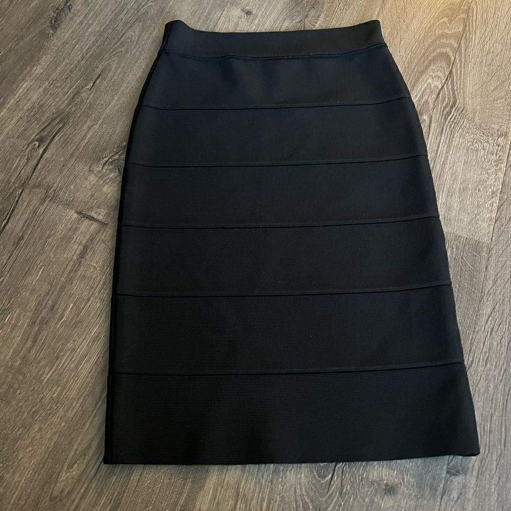 Bcbg Maxazria Solid Black Stretchy Fitted Pencil … - image 2